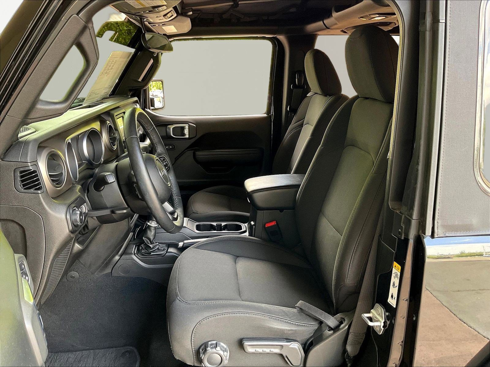 Used 2018 Jeep Wrangler Sport AWD/4WD image 20