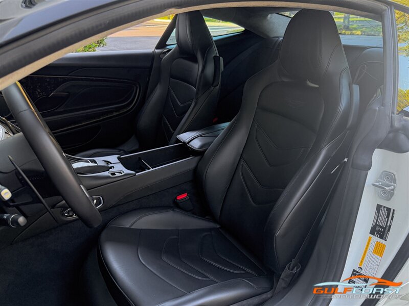 Used 2019 Aston Martin DBS Superleggera RWD image 20