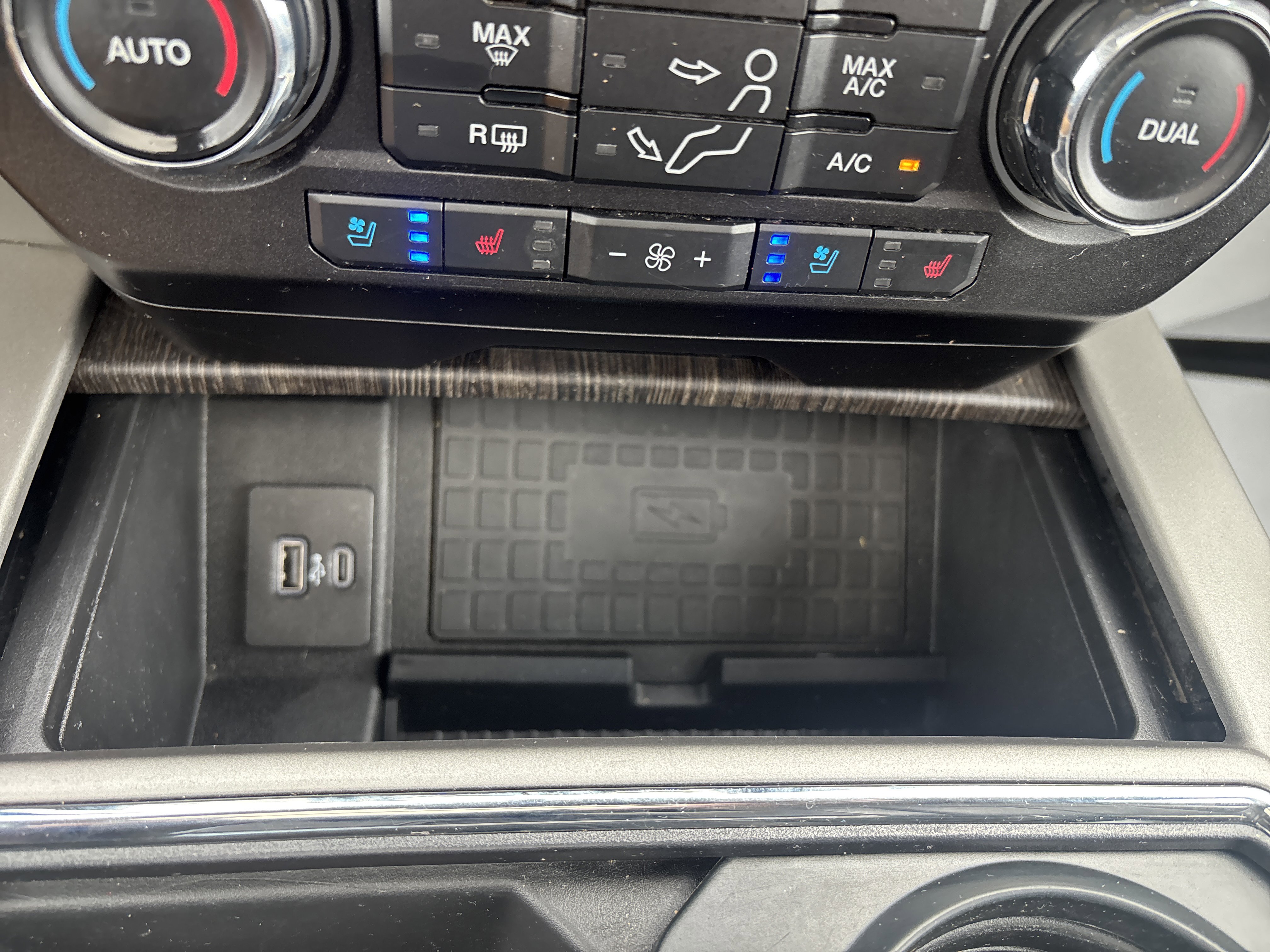 Used 2021 Ford F250 Lariat image 30