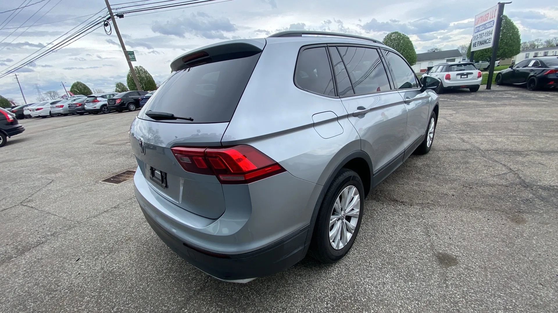 Used 2019 Volkswagen Tiguan S image 5