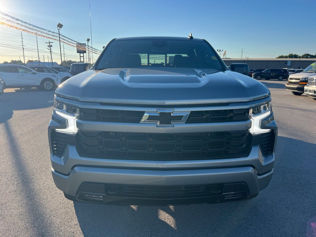 Used 2023 Chevrolet Silverado 1500 RST w/ Convenience Package II AWD/4WD image 3