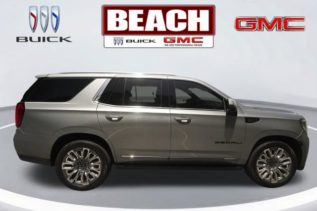 Used 2024 GMC Yukon Denali Ultimate AWD/4WD image 2
