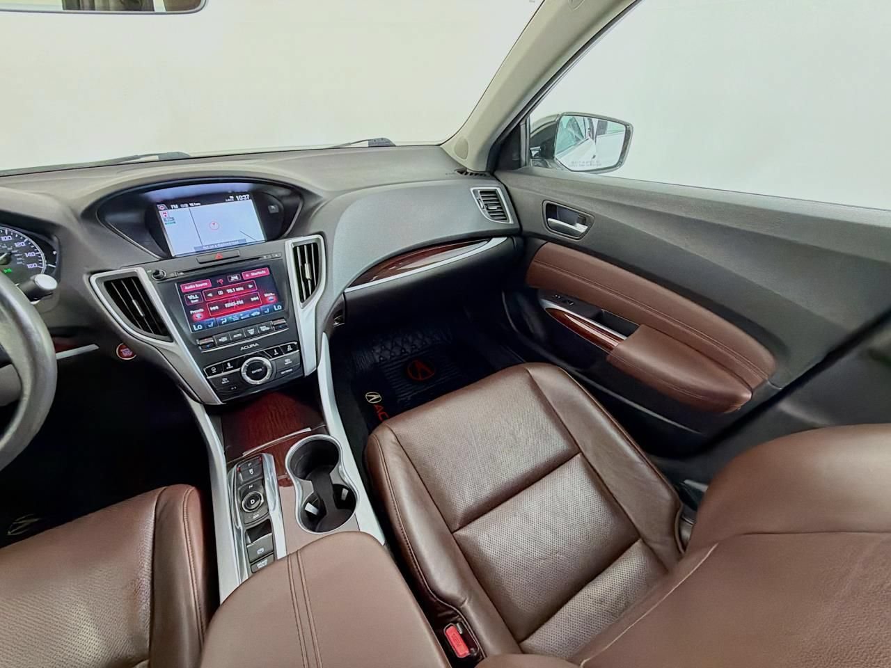 Used 2017 Acura TLX w/ Technology Package AWD/4WD image 12