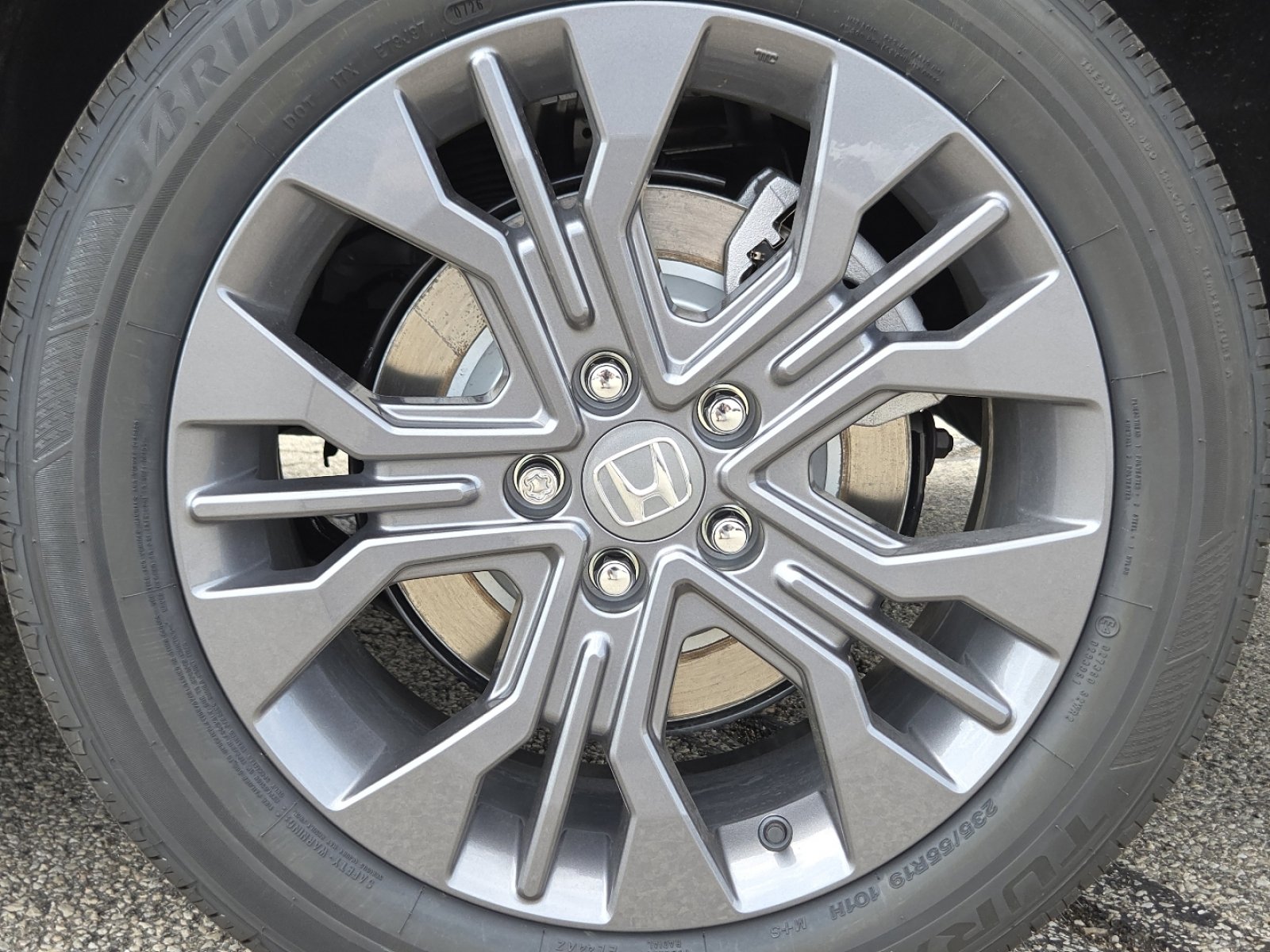 New 2026 Honda Odyssey Touring image 14