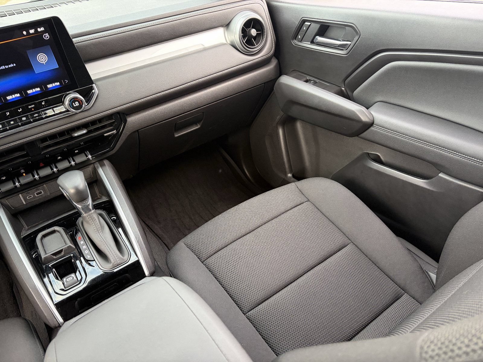 Certified 2026 Chevrolet Colorado LT RWD image 17