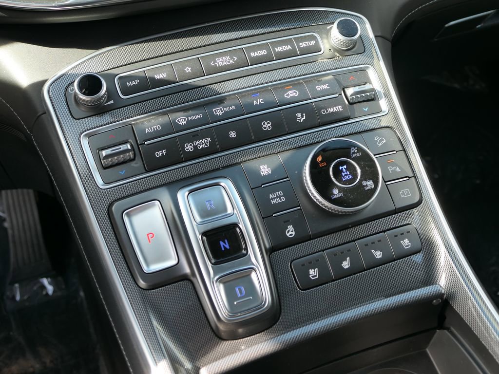 Used 2022 Hyundai Santa Fe Limited image 20