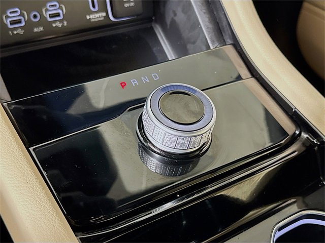 Used 2023 Jeep Grand Cherokee Limited w/ Luxury Tech Group II image 15