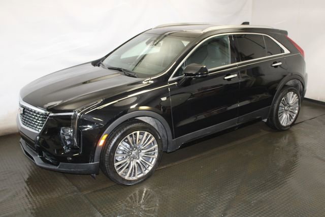 Certified 2024 Cadillac XT4 Premium Luxury image 2