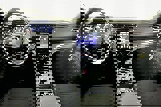 New 2025 Jeep Grand Cherokee L Laredo w/ Luxury Tech Group I image 6