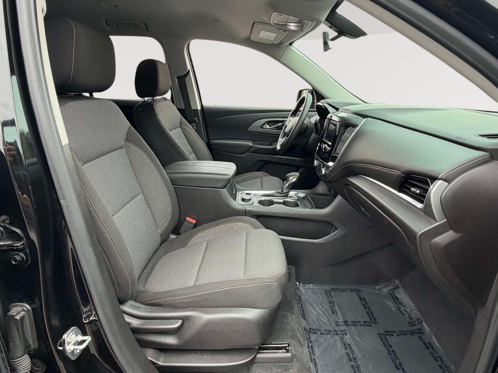 Used 2021 Chevrolet Traverse LS FWD image 27