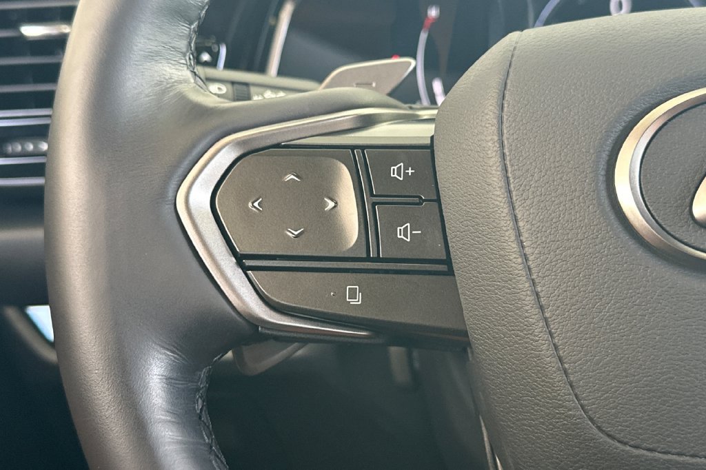 Used 2026 Lexus NX 350 AWD w/ Luxury Package image 27