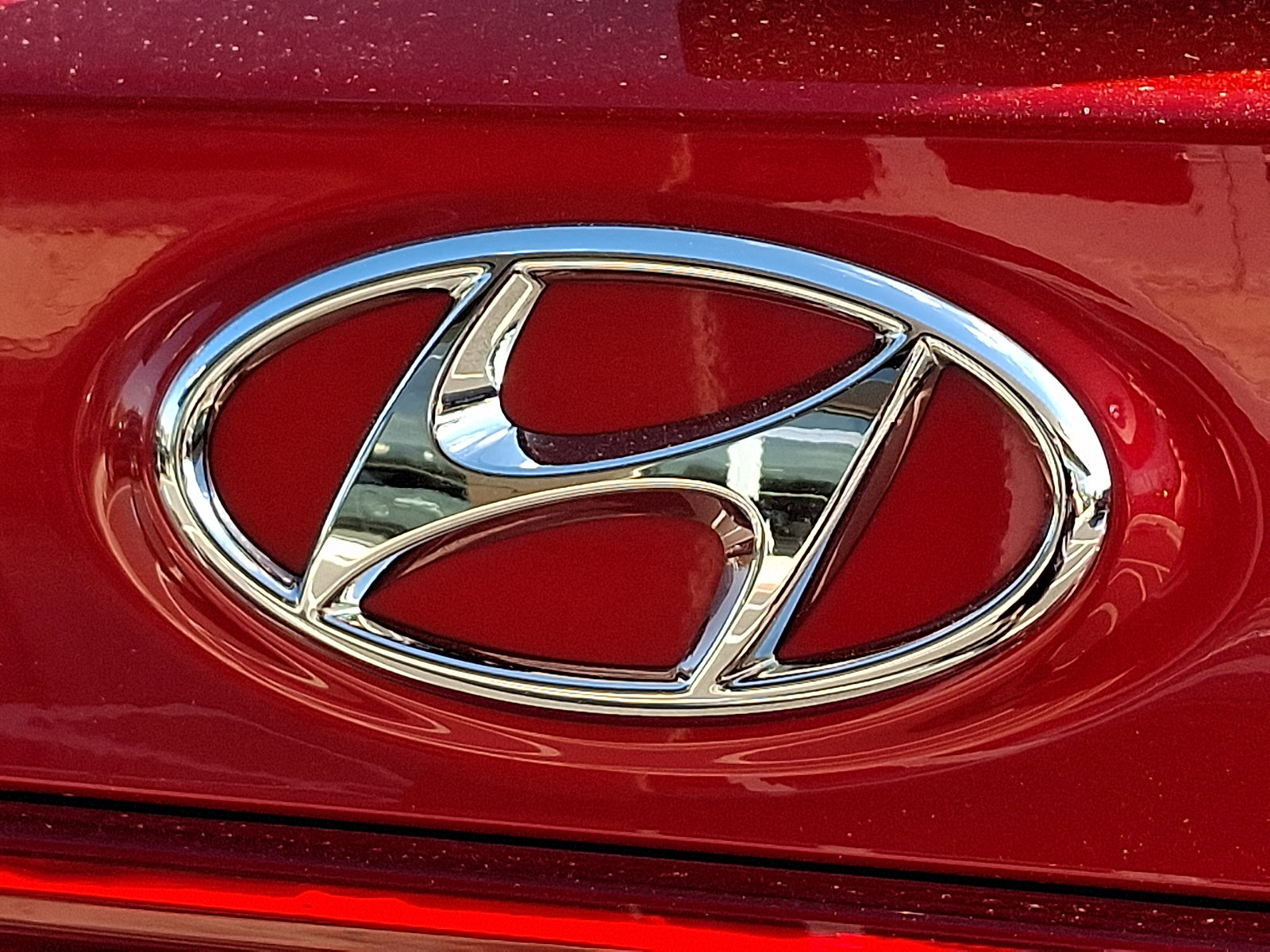 Used 2023 Hyundai Santa Fe SEL image 32