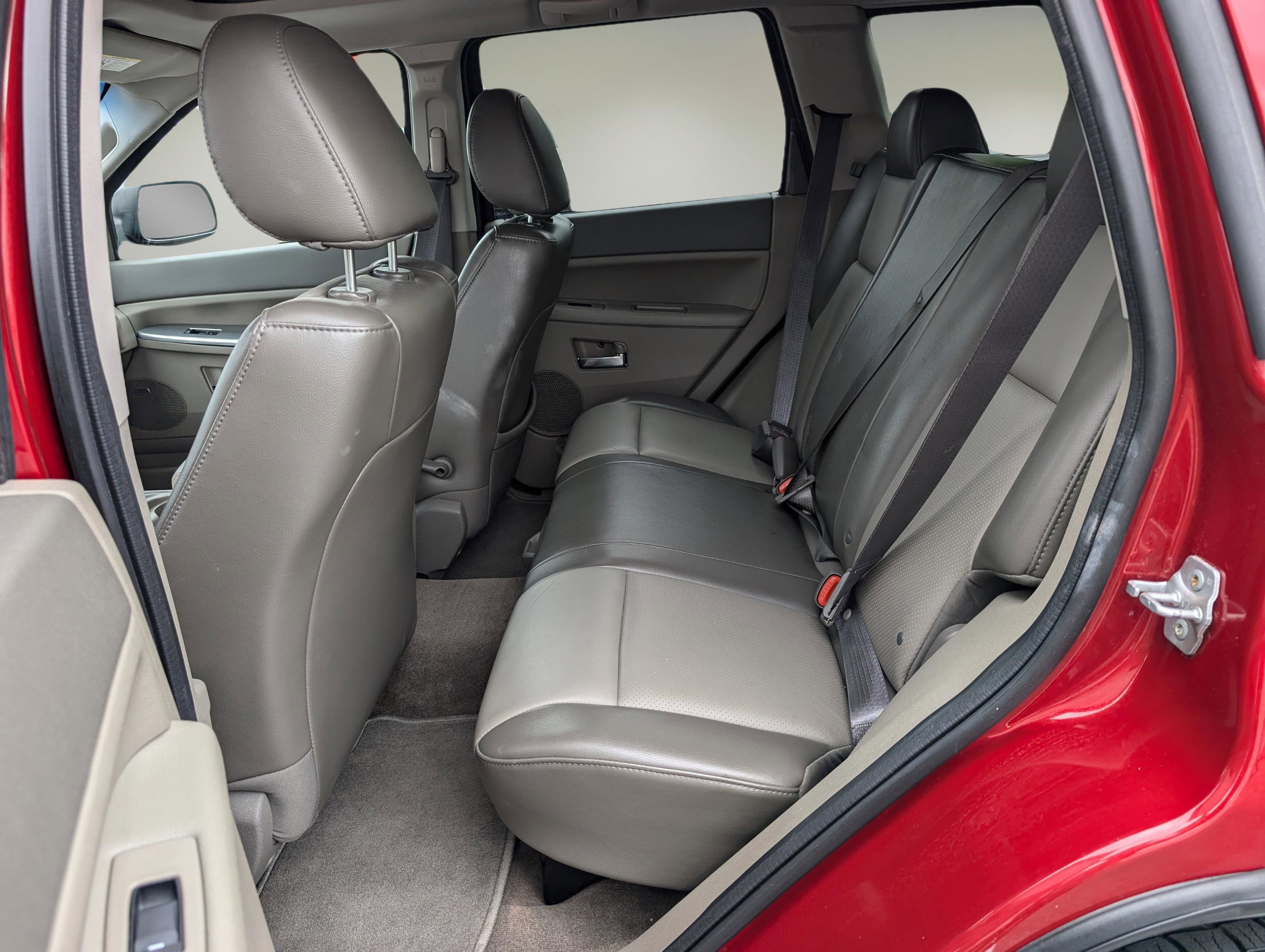 Used 2009 Jeep Grand Cherokee Laredo image 11