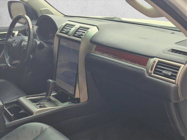 Used 2014 Lexus GX 460 w/ Premium Package image 22