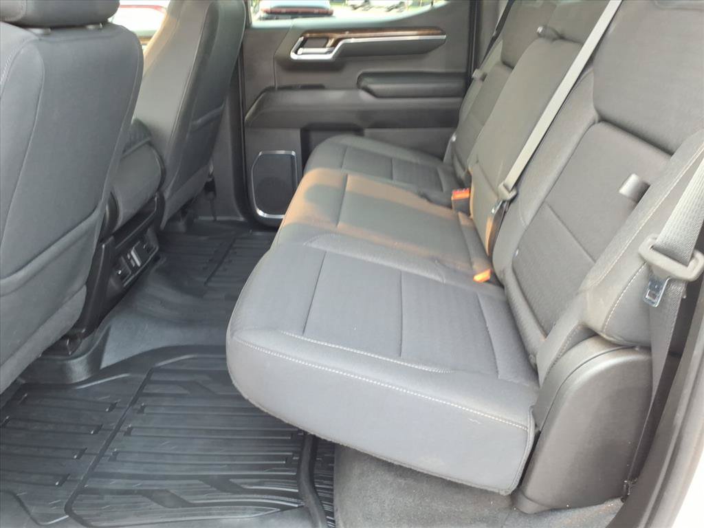 Used 2022 GMC Sierra 1500 Elevation w/ LPO, Elevation Black Package AWD/4WD image 7