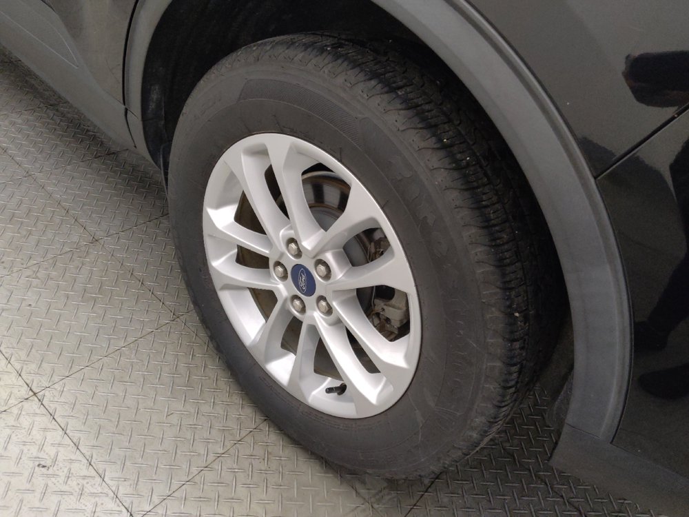 Used 2020 Ford Escape SE FWD image 31