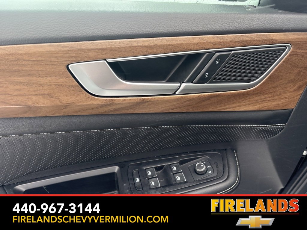 Used 2024 Volkswagen Atlas SE w/ Panoramic Sunroof Package image 10