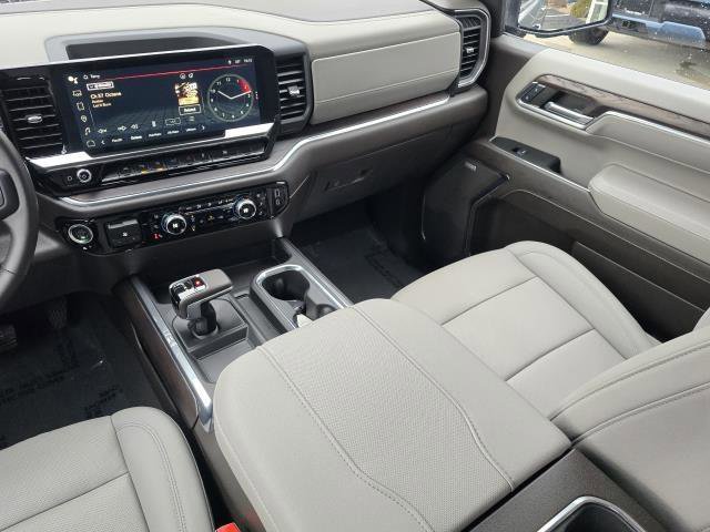 Used 2024 GMC Sierra 1500 SLT w/ SLT Convenience Package image 29