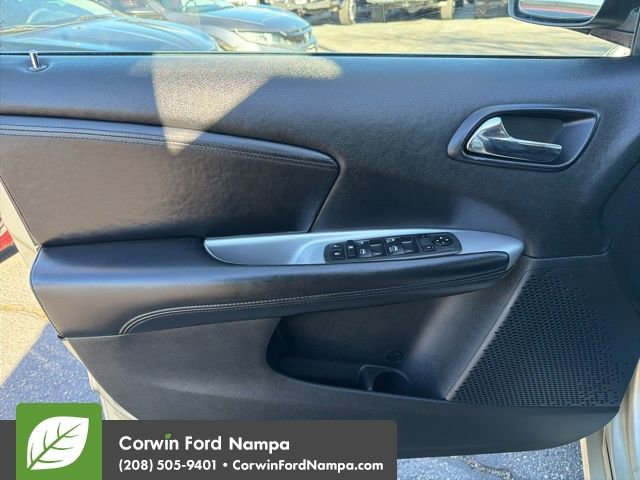 Used 2011 Dodge Journey Crew w/ Flexible Seating Group image 12