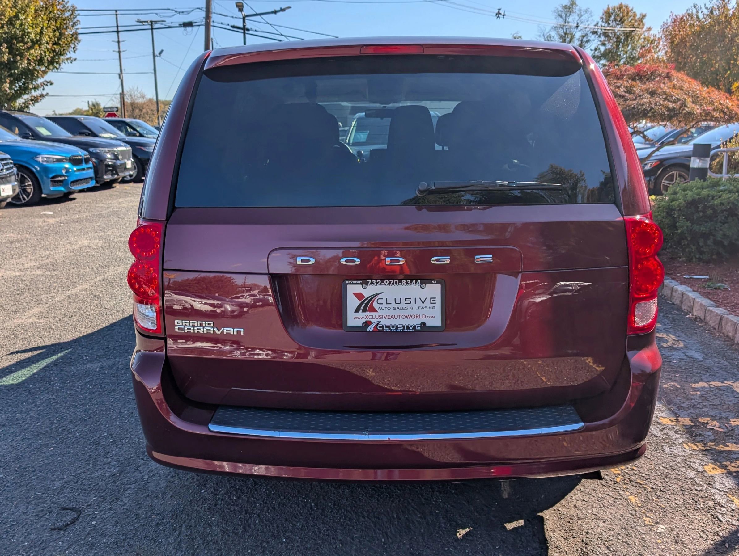 Used 2017 Dodge Grand Caravan SE image 6