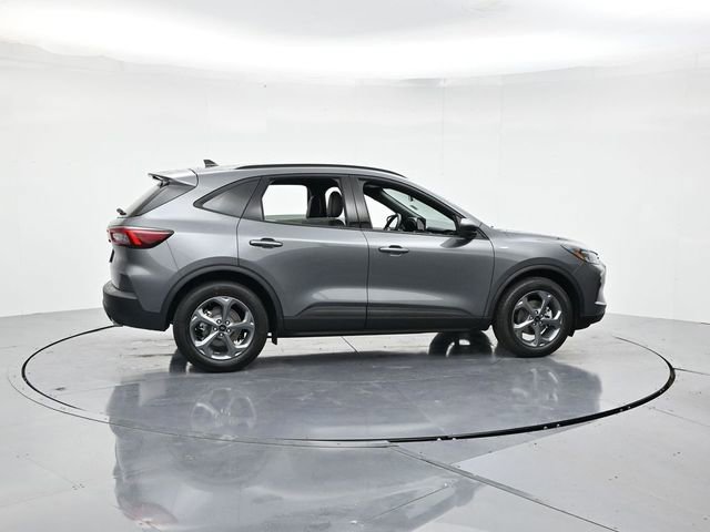 New 2026 Ford Escape ST-Line image 3