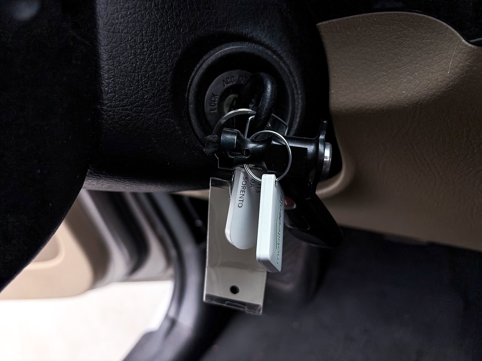 Used 2013 Kia Sorento LX image 19