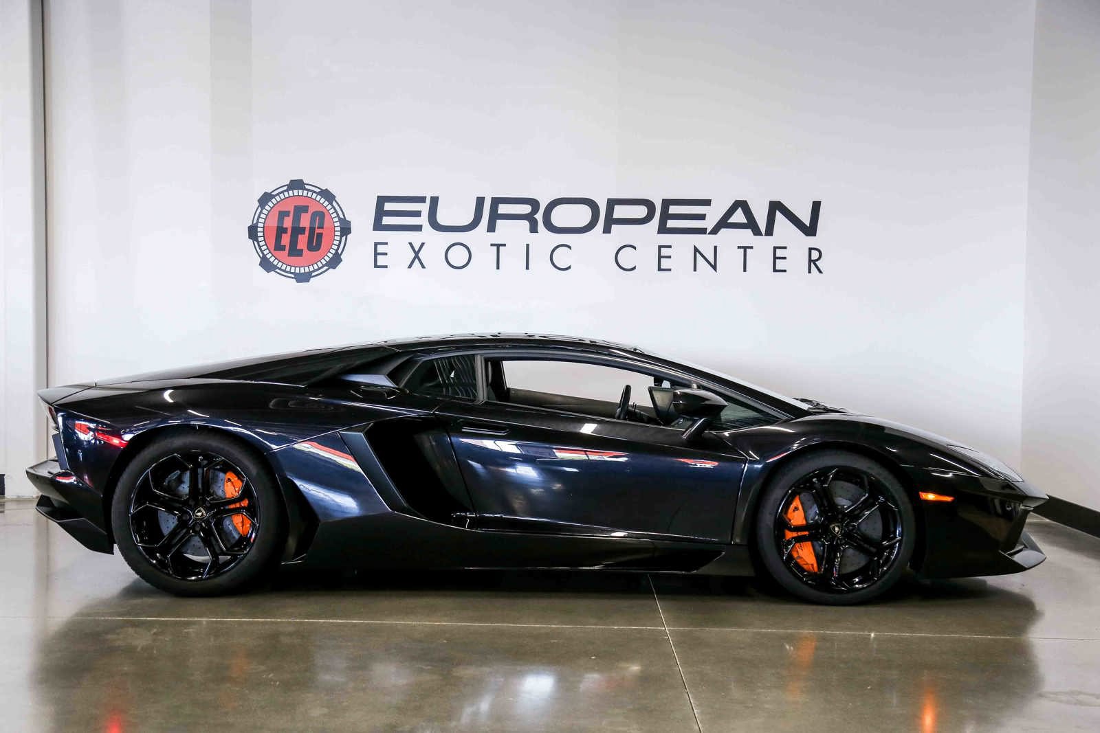 Used 2013 Lamborghini Aventador LP 700-4 AWD/4WD image 13