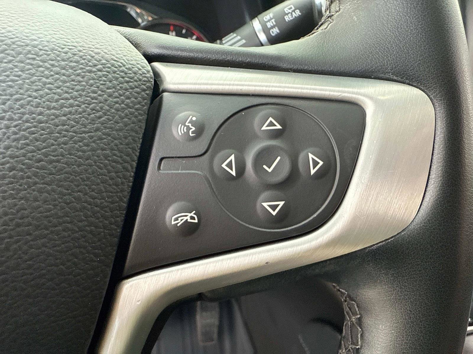 Used 2023 GMC Acadia SLT w/ Elevation Edition image 26