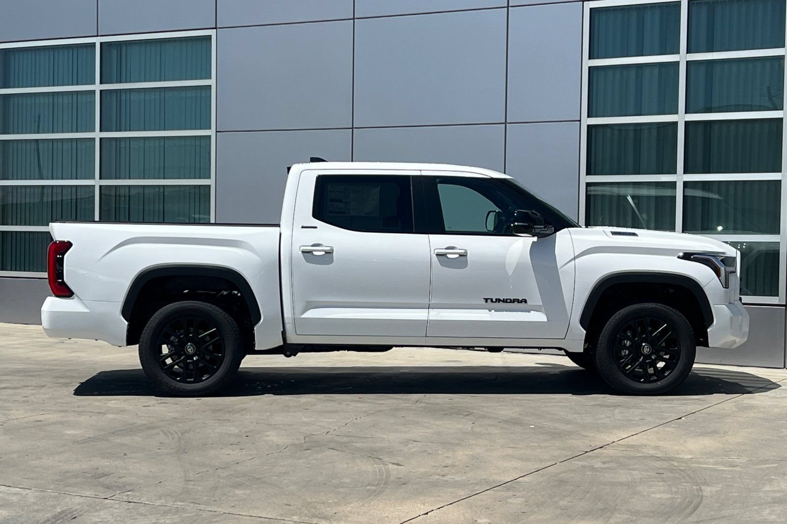 New 2026 Toyota Tundra Limited w/ Limited PVM Package AWD/4WD image 3