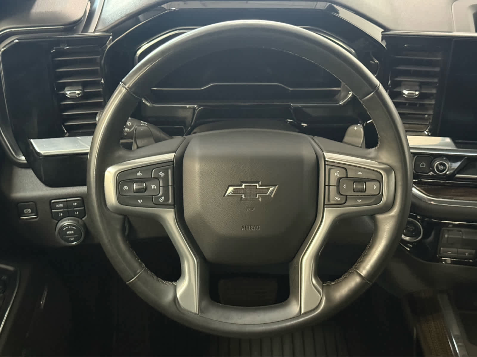 Certified 2025 Chevrolet Silverado 1500 RST w/ Convenience Package II image 16