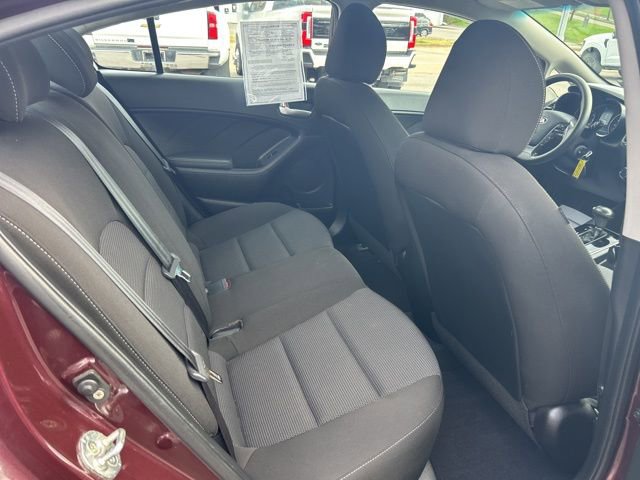 Used 2018 Kia Forte LX w/ LX Rear Camera Package image 12