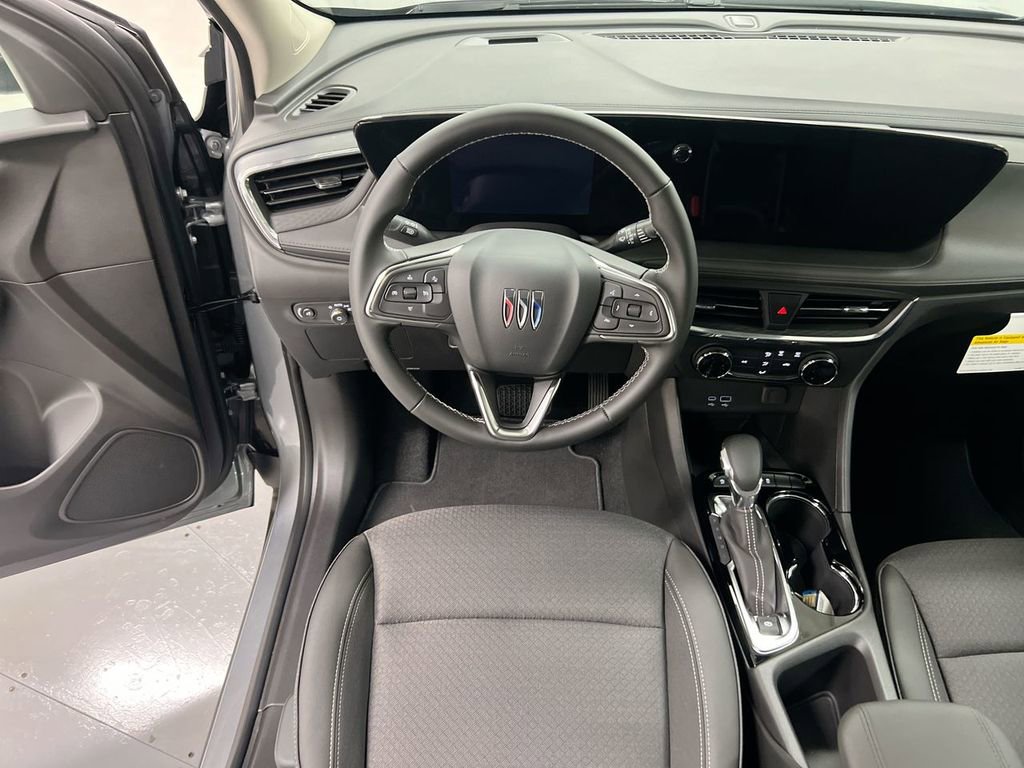 Used 2025 Buick Encore GX Preferred FWD image 19