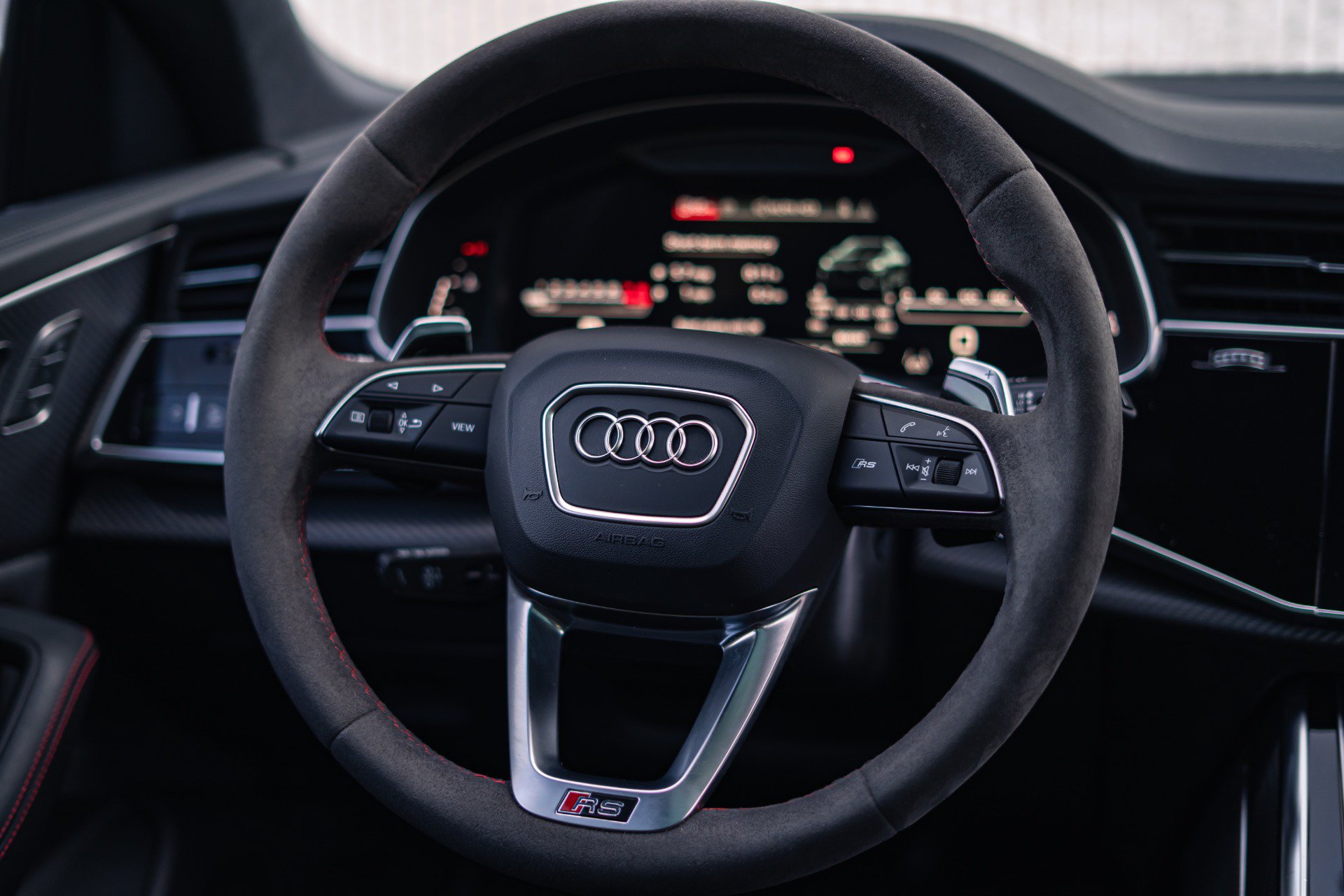 Used 2024 Audi RS Q8 AWD/4WD image 13