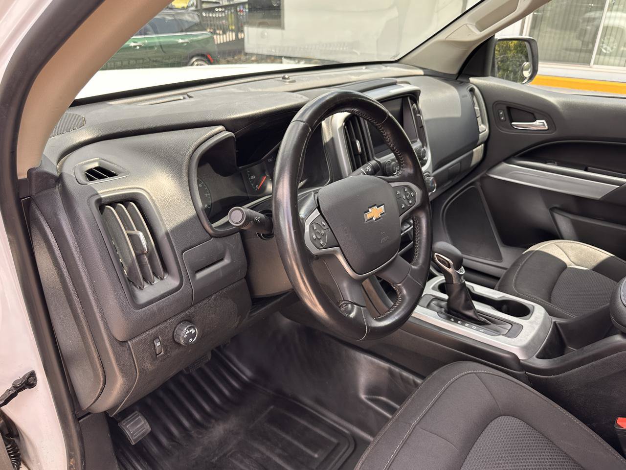 Used 2022 Chevrolet Colorado LT w/ Fleet Safety Package RWD image 25