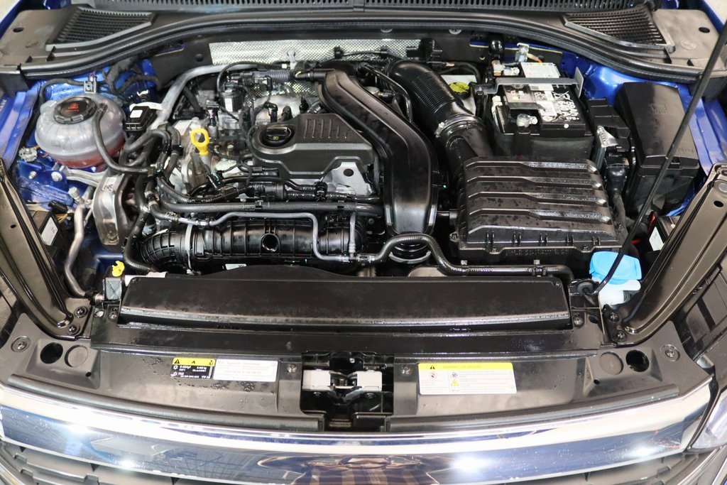 Used 2024 Volkswagen Jetta SE w/ Panoramic Sunroof Package image 24