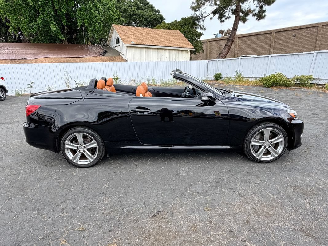 Used 2012 Lexus IS 350C w/ Luxury Pkg RWD image 15
