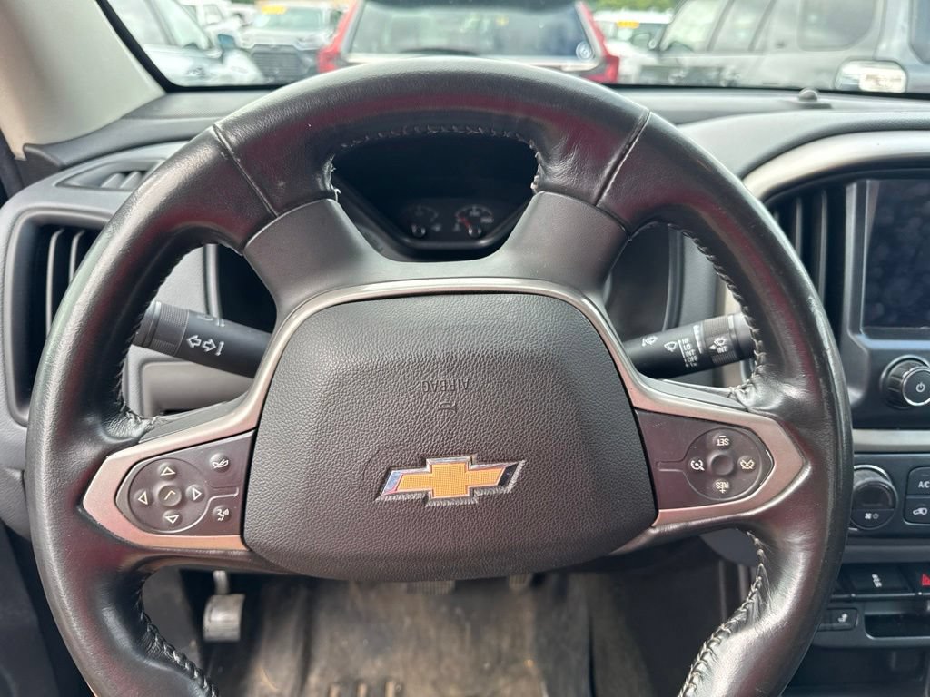 Used 2017 Chevrolet Colorado Z71 AWD/4WD image 6
