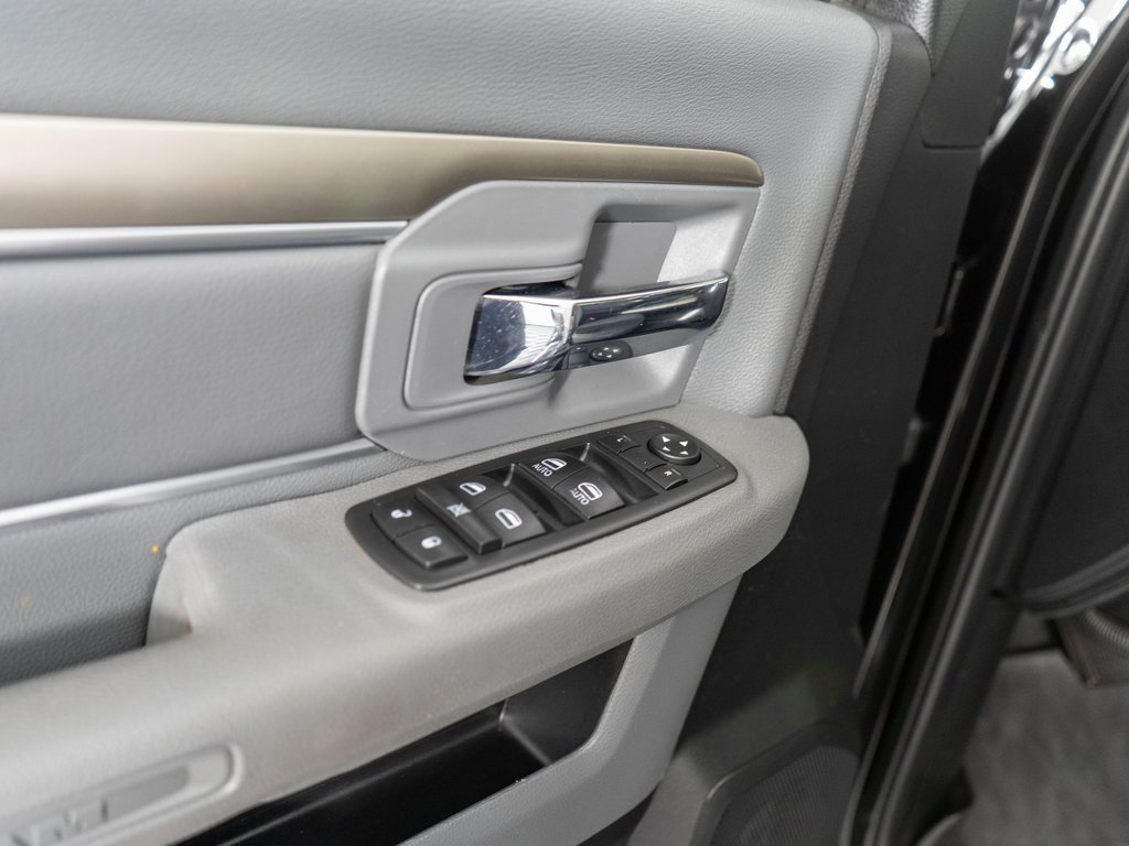 Used 2016 RAM 2500 Big Horn image 24