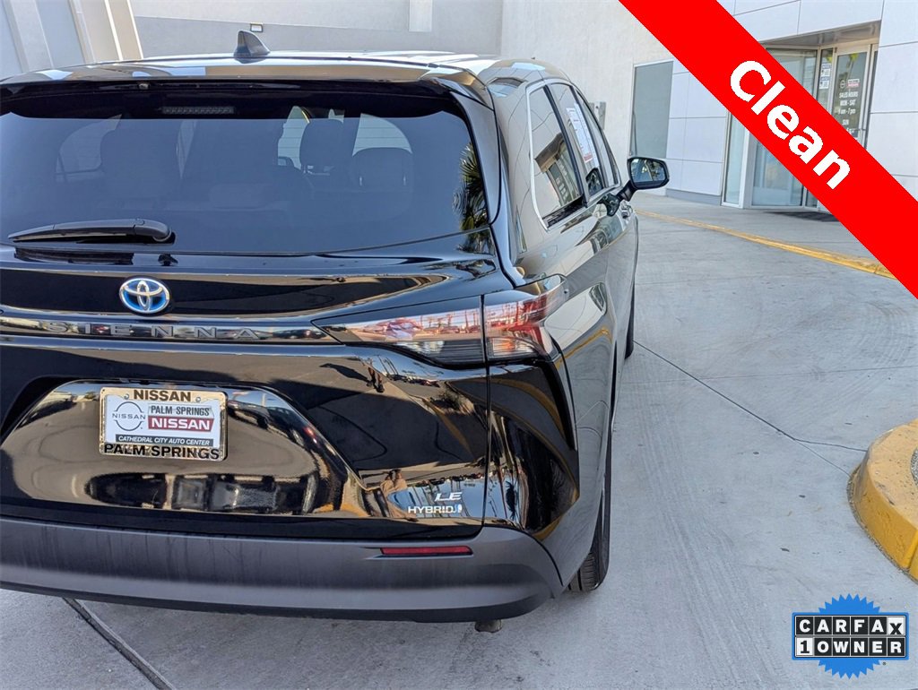 Used 2023 Toyota Sienna LE image 11