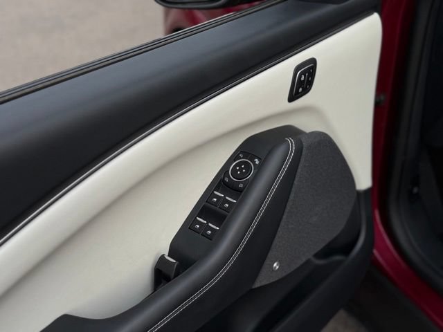 Certified 2025 Ford Mustang Mach-E Premium AWD/4WD image 12