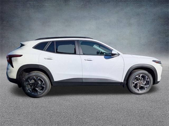 New 2026 Chevrolet Trax LT w/ Driver Confidence Package image 3