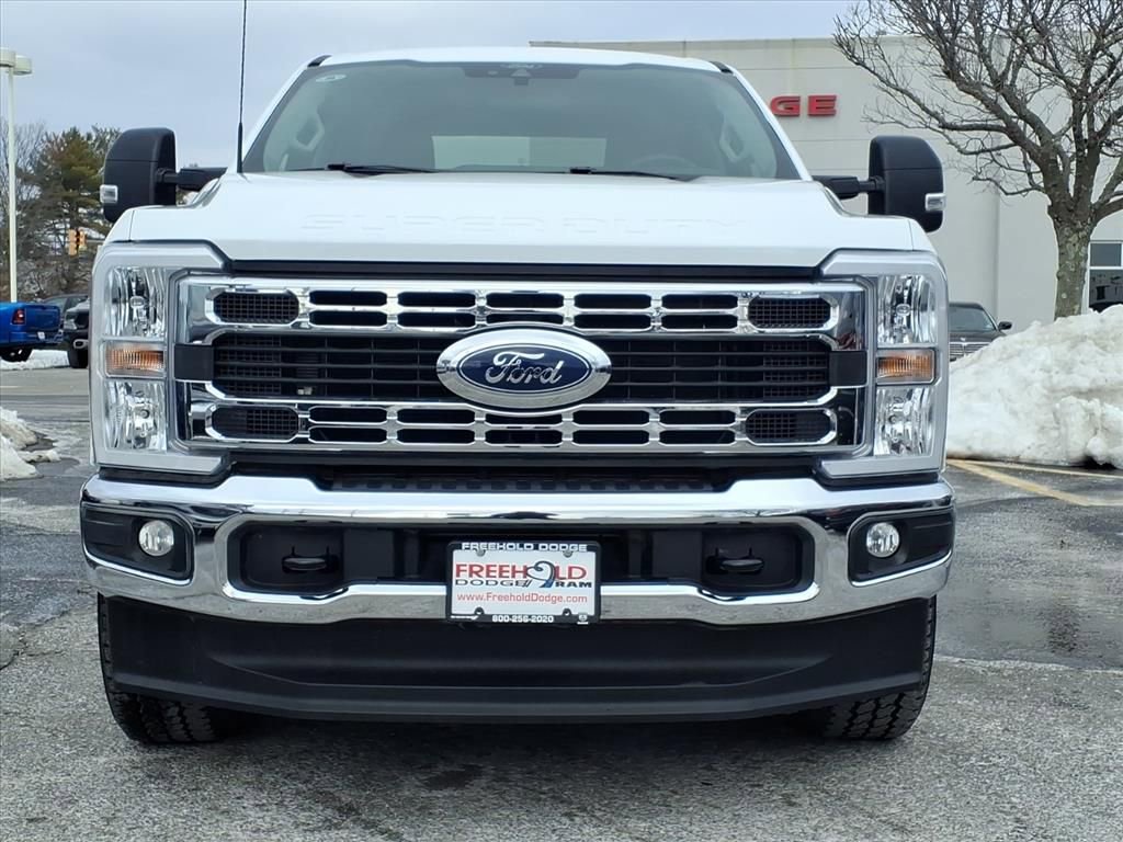 Used 2025 Ford F250 XLT w/ FX4 Off-Road Package image 2
