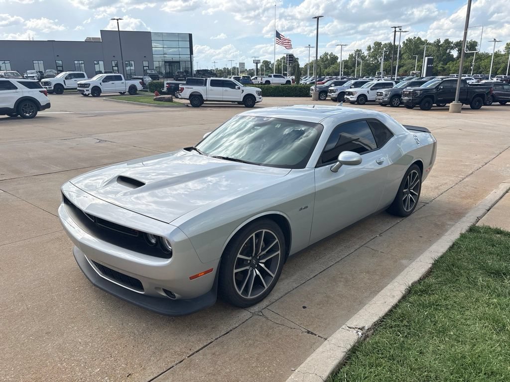 Used 2023 Dodge Challenger R/T w/ Plus Package RWD image 8