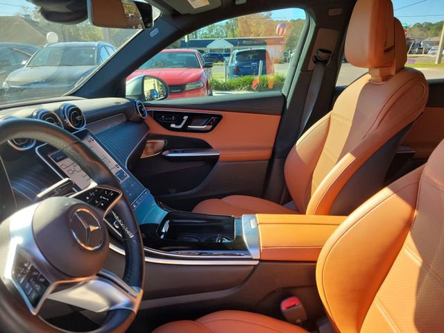 Used 2024 Mercedes-Benz GLC 300 4MATIC image 14