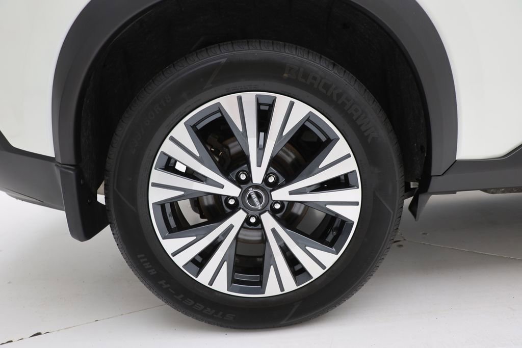 Used 2023 Nissan Rogue SV w/ SV Premium B Package AWD/4WD image 9