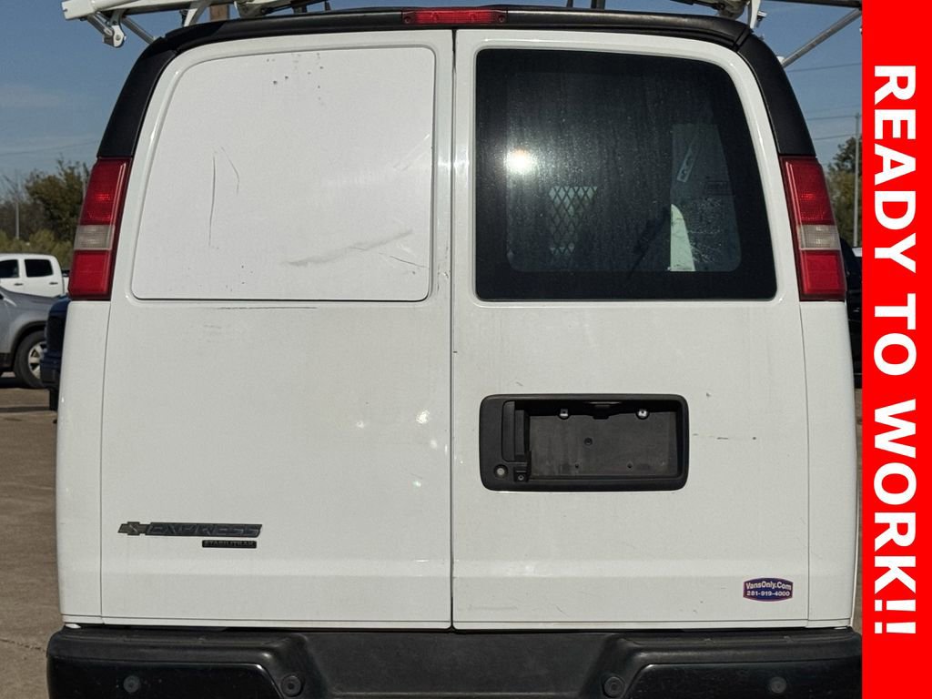 Used 2015 Chevrolet Express 2500 image 6