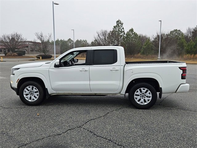 Used 2022 Nissan Frontier SV image 4