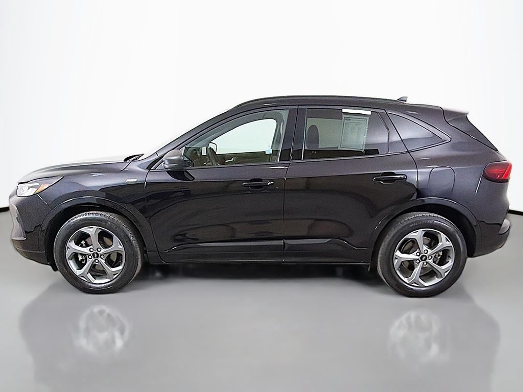 Used 2024 Ford Escape ST-Line w/ Tech Pack #1 AWD/4WD image 15