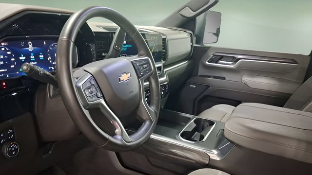 Used 2026 Chevrolet Silverado 3500 LTZ w/ LTZ Premium Package AWD/4WD image 23