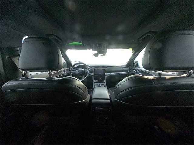 Used 2023 Jeep Grand Cherokee L Laredo image 34